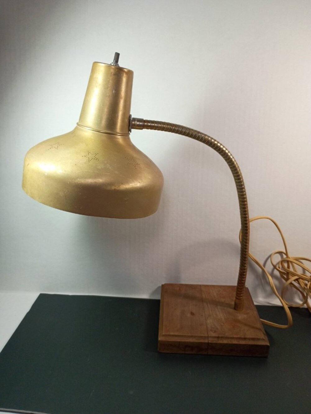 VTG Gooseneck Brass Mini Star Cutouts Mid Century Modern Celestial Lamp Rare